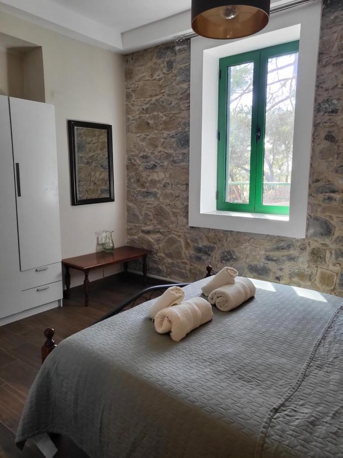 Villa Theplatres.Nest Esterno foto